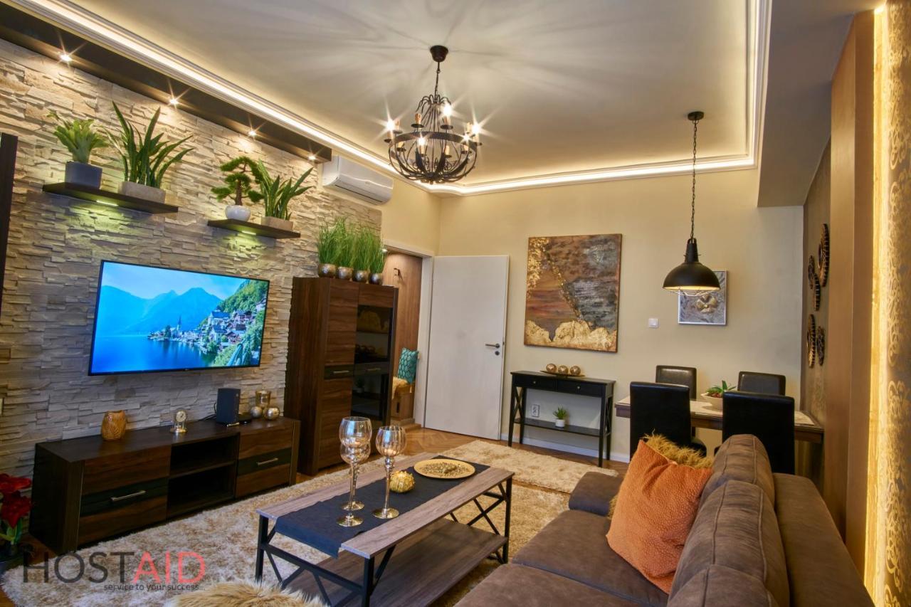 R7 Design Apartment - Hostaid Budapest Eksteriør bilde